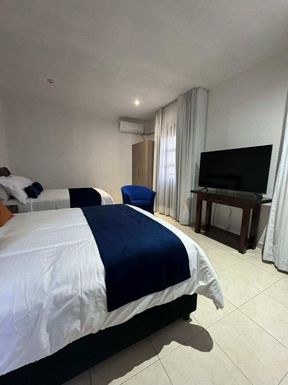 Suite Los Angeles Tecozautla Εξωτερικό φωτογραφία