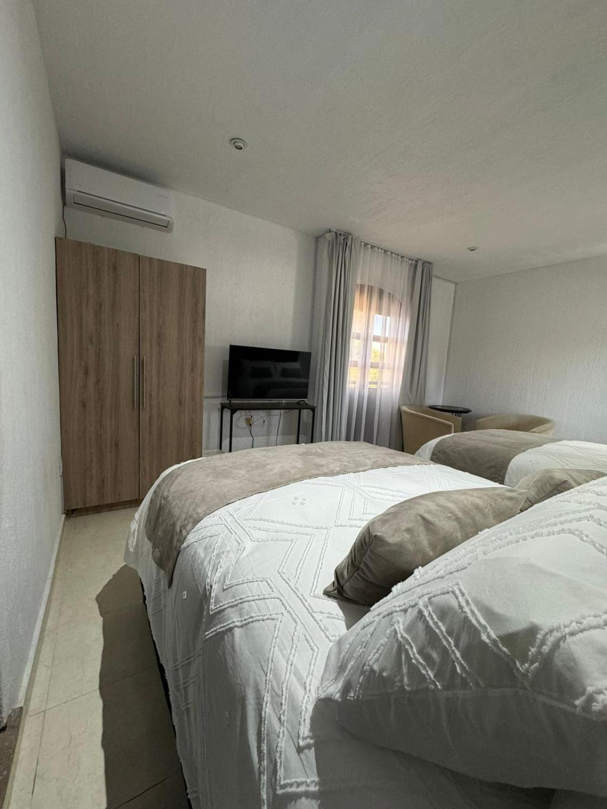 Suite Los Angeles Tecozautla Εξωτερικό φωτογραφία
