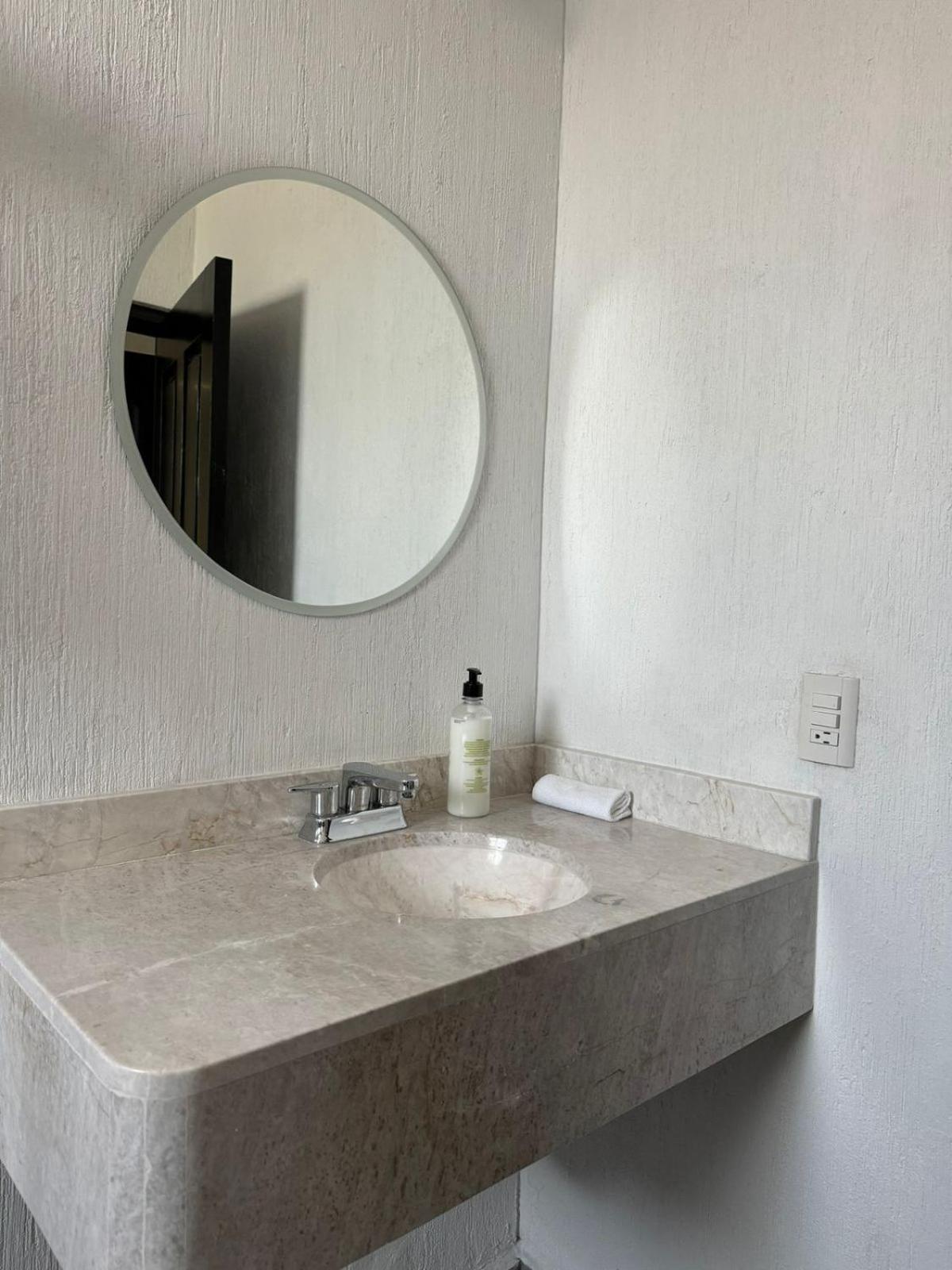 Suite Los Angeles Tecozautla Εξωτερικό φωτογραφία