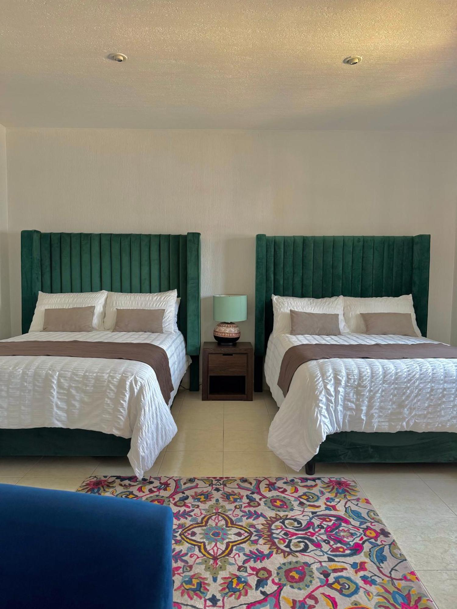 Suite Los Angeles Tecozautla Εξωτερικό φωτογραφία